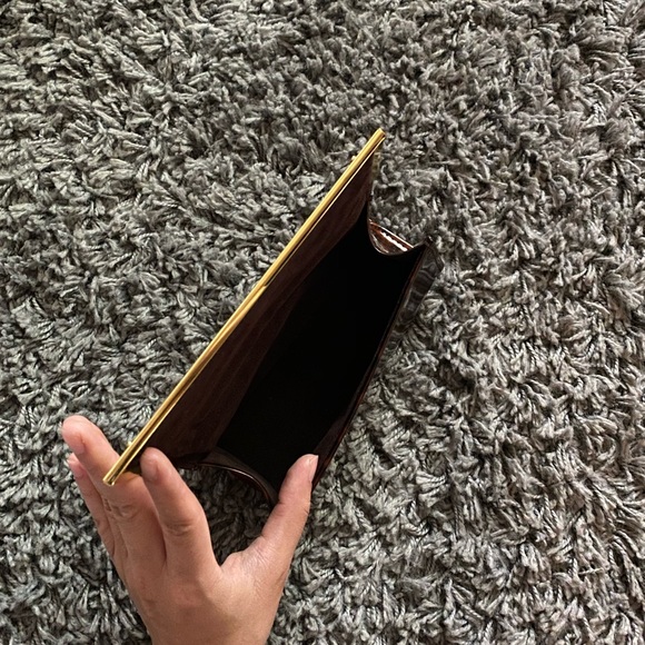 SOLD❗️Tory Burch sunglasses case - Picture 6 of 7